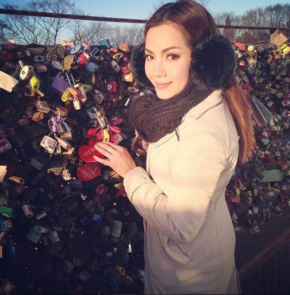 อ๋อม สกาวใจ