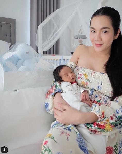 อ๋อม สกาวใจ