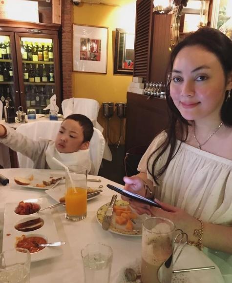 ตั๊ก บงกช