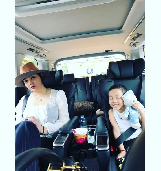 ตั๊ก บงกช