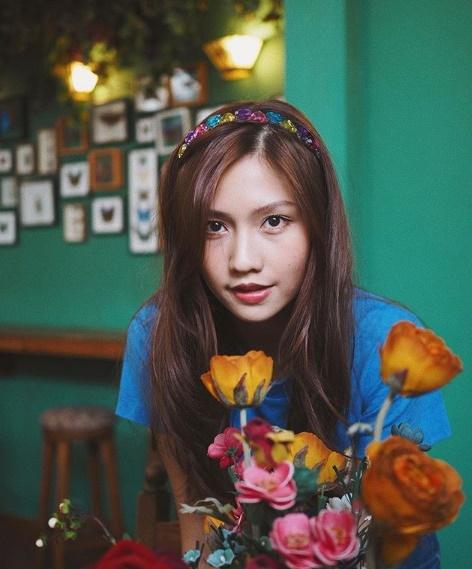 เมทัล สุขขาว