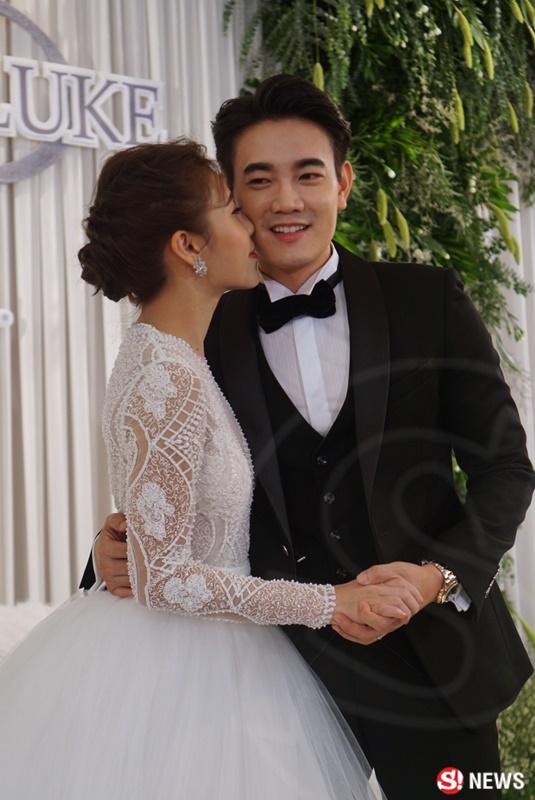 ฟลุค แอปเปิ้ล แต่งงาน