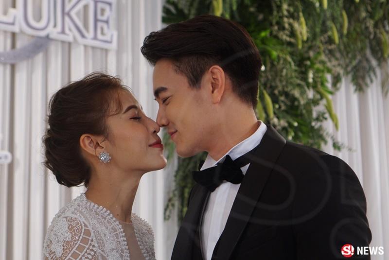 ฟลุค แอปเปิ้ล แต่งงาน