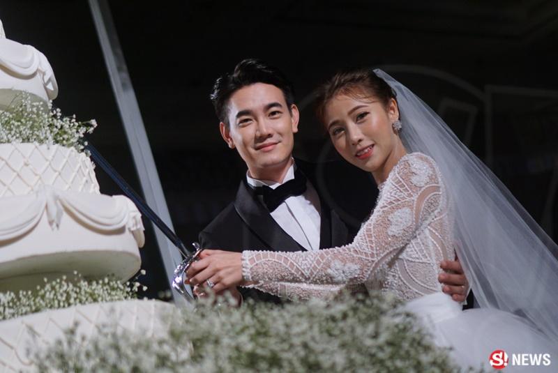 ฟลุค แอปเปิ้ล แต่งงาน