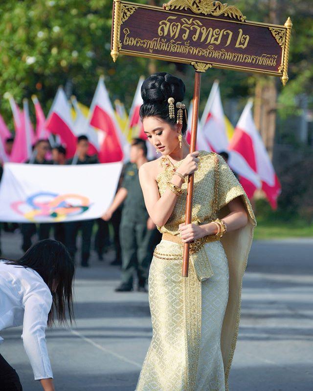 เบสท์ รักษ์วนีย์ ลูกสาว สมรักษ์ คำสิงห์