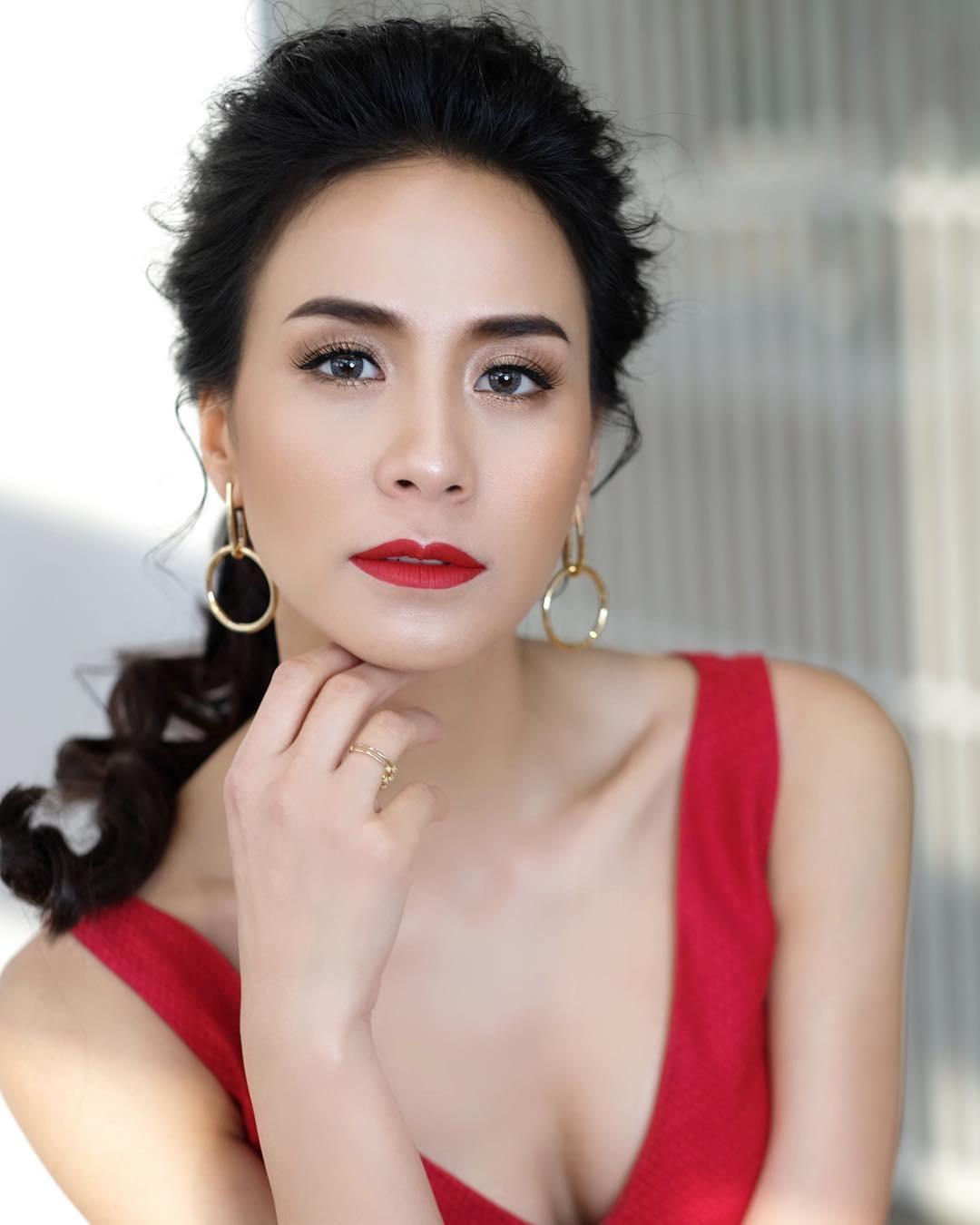 รถเมล์ คะนึงนิจ