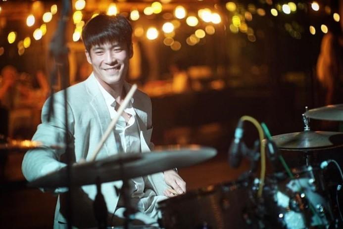 อาเล็ก ธีรเดช