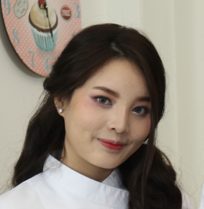 ปลายฟ้า กุลตรัยลักษณ์ (ครูเเยม)
