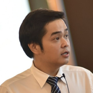 ดร.ปุญญภณ เทพประสิทธิ์ (ดร.ทอย)