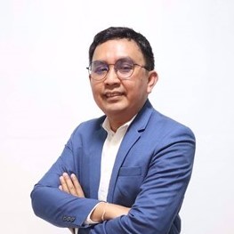พลกฤต โสลาพากุล