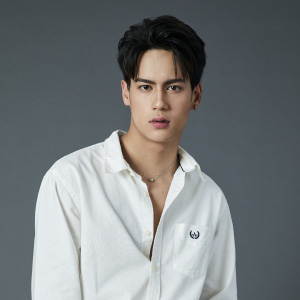 ไอซ์ พาริส