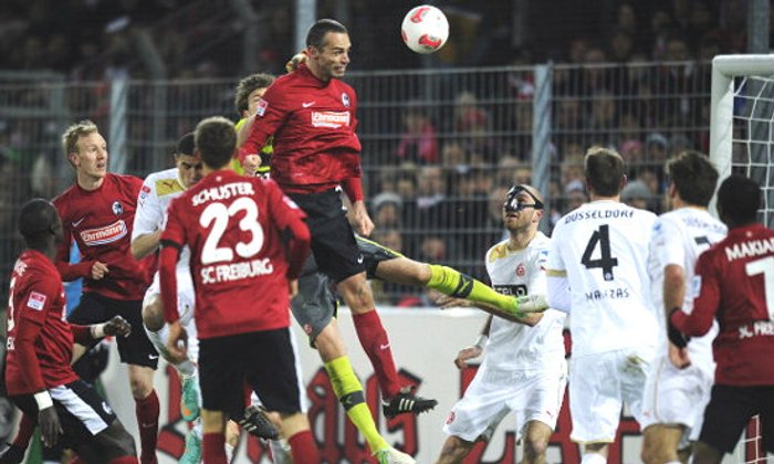 ไฟร์บวร์ก เปิดบ้านชนะ ดุสเซลดอร์ฟ 1-0
