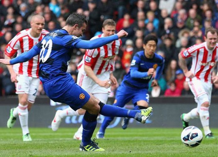 ฟานเพอร์ซีกด1ผีแดงบุกสอยช่างปั้นหม้อ2-0