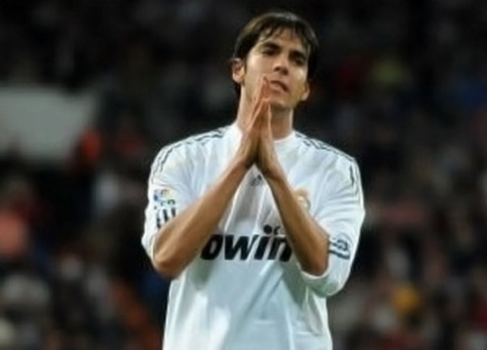 ผีกางโปรเจกต์ยักษ์คว้ากาก้า-โอซิลจากชุดขาว