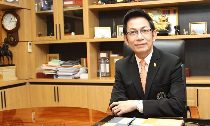 เขามาแล้ว! ทนายโบ้ ชี้ ส.บอลไทย ไม่ควรตั้งโต๊ะแถลงข่าว เหตุศาลยังไม่ตัดสิน?
