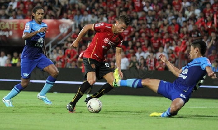 มาริโอซัดโทนกิเลนเปิดบ้านเฉือนฉลามชล 1-0 ศึกบิ๊กแมตช์
