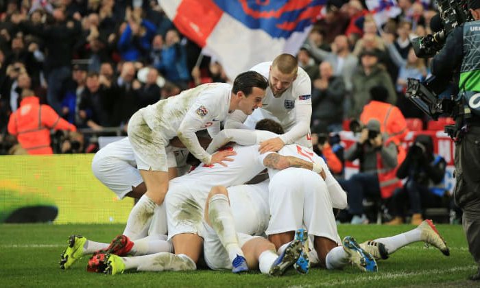 พลิกนรก ! อังกฤษ รัวยิงท้ายเกมพลิกดับ โครเอเชีย 2-1 ฉลุยรอบรองฯ เนชันส์ลีก (คลิป)