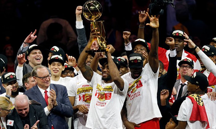 ไดโนเสาร์เจ้าบัลลังก์! แร็ปเตอร์ส บุกอัด วอร์ริเออร์ส 114-110 เถลิงแชมป์ NBA สมัยแรก (ภาพ)