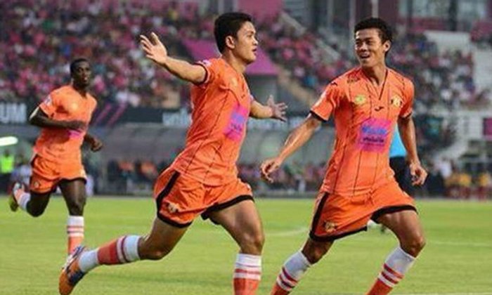 โจ้แฮตทริกนำกูปรีเฉือนมังกรไฟสุดมันส์ 3-2 ไร้พ่าย6เกมติด
