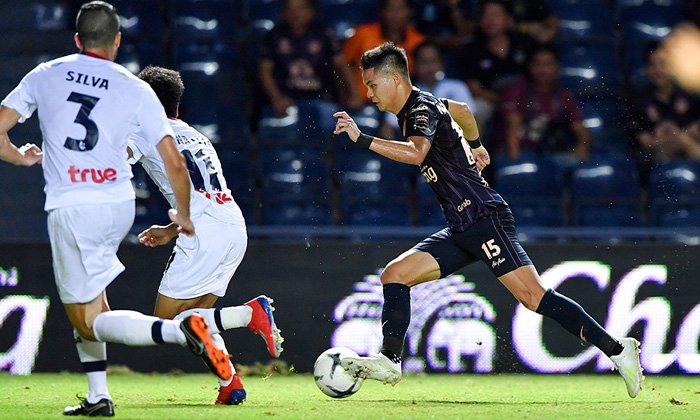 เจาะไม่เข้า! บุรีรัมย์ ทำได้แค่เปิดบ้านเจ๊า สุพรรณบุรี 0-0 รั้งจ่าฝูงไทยลีกต่อ