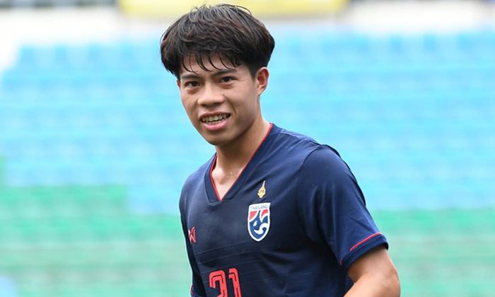 "เอกนิษฐ์" ขอเรียนรู้วิชาจาก "ชนาธิป" ในแคมป์ทีมชาติไทย หวังยกระดับตัวเองให้เทียบเท่า