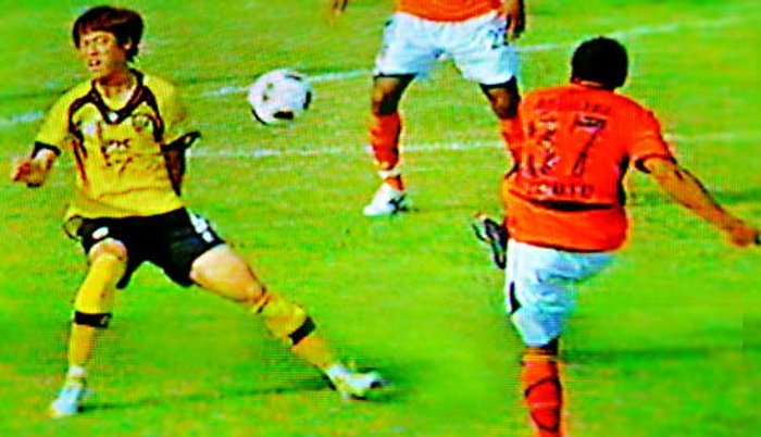 ตะลึง!ซัดไกล80หลา"ทีเร็กซ์"ทีเด็ดอัดกว่างโซ้ง3-2