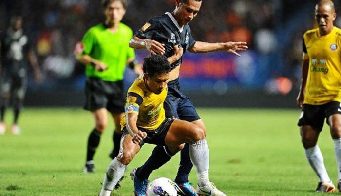 สุดมันส์!!ปราสาทพังคาบ้านครั้งแรกฉลามเชือด4-3พิภพแฮตทริก