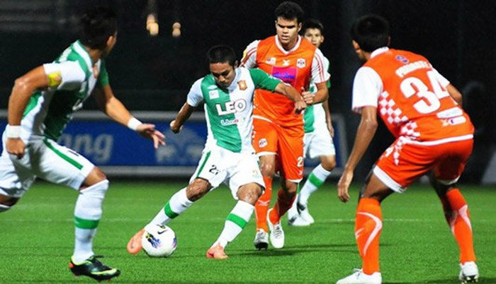 บีจีอีสานโนสกอร์,ฉลามชลไม่ฟื้นบุกเจ๊าเชียงราย 0-0