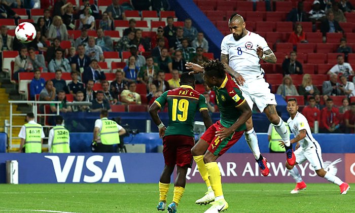 ลุ้นเหนื่อย! "ชิลี" ประเดิมสนามซิว "หมอผี" ท้ายเกม 2-0