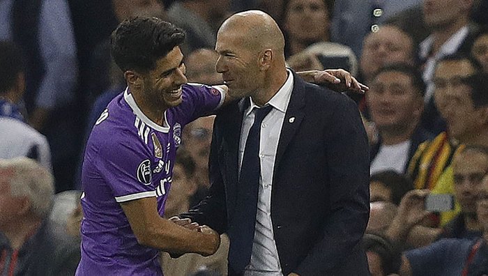ลูกรักคนใหม่ ! อเซนซิโอ้ เผย ซีดาน ชม ยอดนักเตะเท้าซ้าย นับตั้งแต่ เมสซี