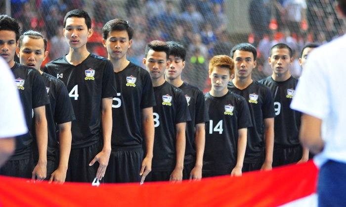 Image result for โต๊ะเล็กช้างศึกต้อนเมียนมา 8-3 ลิ่วชิงแชมป์อาเซียนสมัย13