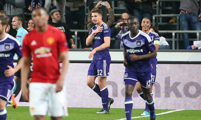 "ผี" จบไม่คม! "อันเดอร์เลชท์" โขกไล่เจ๊า 1-1 ลุ้นต่อนัดสอง (คลิป)
