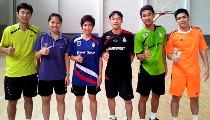 ทัพขนไก่บุกลอนดอนลุ้นคว้าเหรียญประวัติศาสตร์
