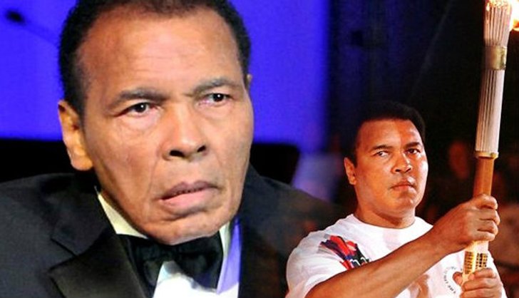 อาลีโผล่ร่วมงานการกุศลที่ลอนดอน