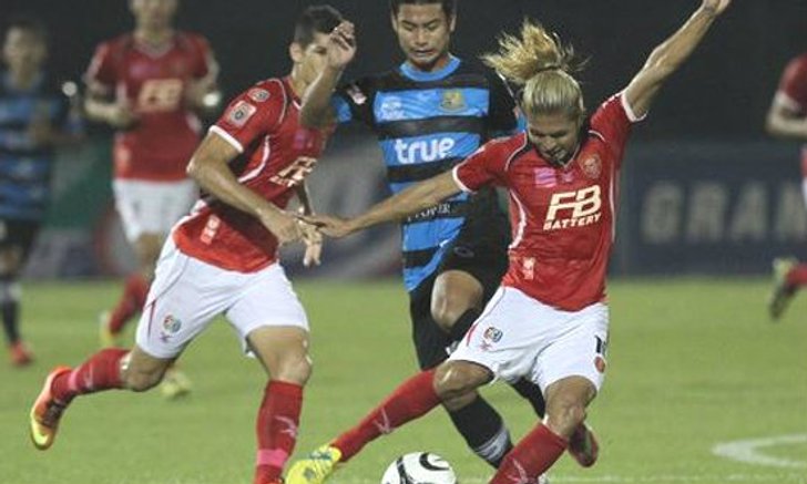มังกรไฟเปิดรังอัดโลมา 3-1 เก็บชัยสองนัดติด