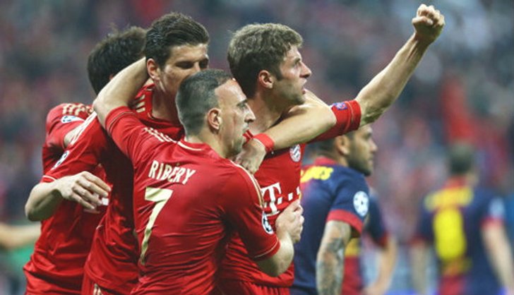 มุลเลอร์เบิ้ล! บาเยิร์น ถล่ม บาร์ซ่า เละ 4-0 UCL รอบรองนัดแรก+คลิป
