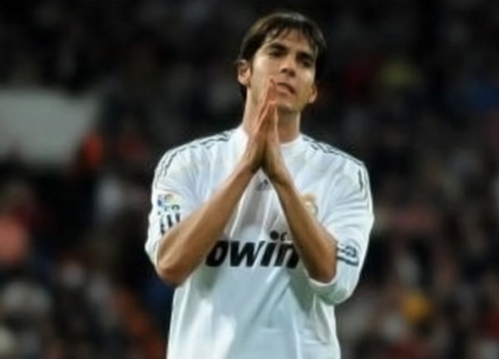 ผีกางโปรเจกต์ยักษ์คว้ากาก้า-โอซิลจากชุดขาว