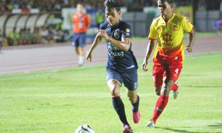 สายฟ้าบุกเฉือนพลังเอ็ม 2-1 ประเดิมโค้ชใหม่