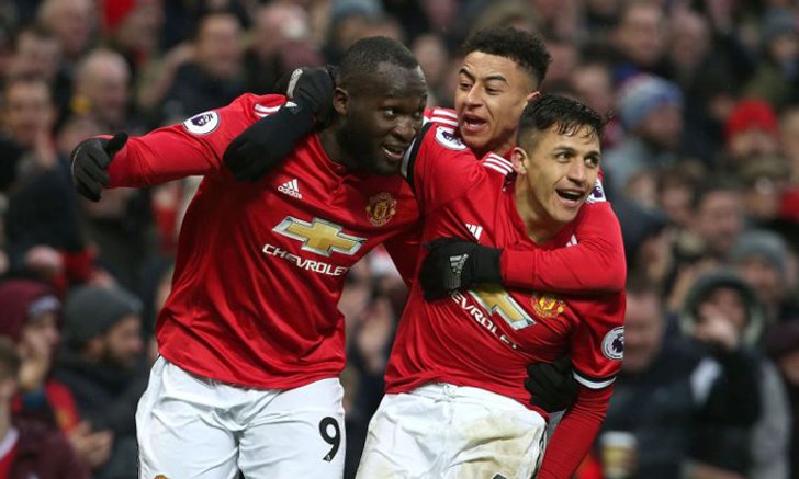 ผลบอล : รองจ่าฝูงของข้า! "แมนฯ ยูไนเต็ด" เฝ้ารังทุบ "สวอนซี" 2-0