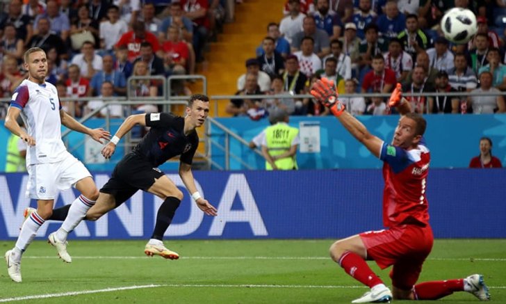 ไม่มีปาฏิหาริย์! "เปริซิช" ยิงพา โครเอเชีย ปลิดชีพ ไอซ์แลนด์ 2-1