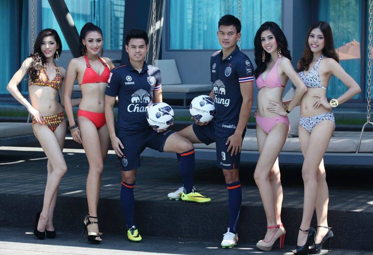 Miss Grand 2014 vs นักเตะดาวดัง “ธีราทร-อดิศักดิ์”