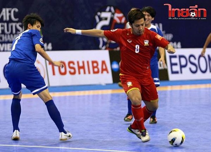 แข้งไทยเรียงหน้ายิงไต้หวัน5-2จ่อลิ่วรอบ2