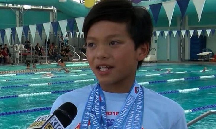 ซูเปอร์แมน! หนูน้อยวัย 10 ปี ว่ายน้ำทุบสถิติ "ไมเคิล เฟลป์ส" (คลิป)
