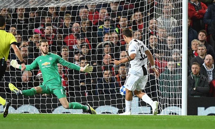 "ดีบาล่า" ซัดชัย ! โด้คืนถิ่นเก่าพา ยูเว่ บุกเชือด ผีแดง คารัง 1-0