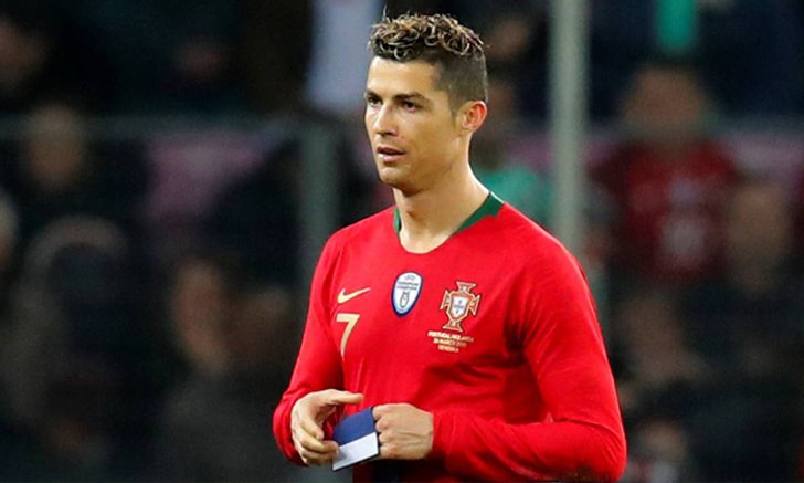 โปรตุเกส แบบโผแข้งเกมเนชันส์ลีก ยังไร้ชื่อ "โรนัลโด้"