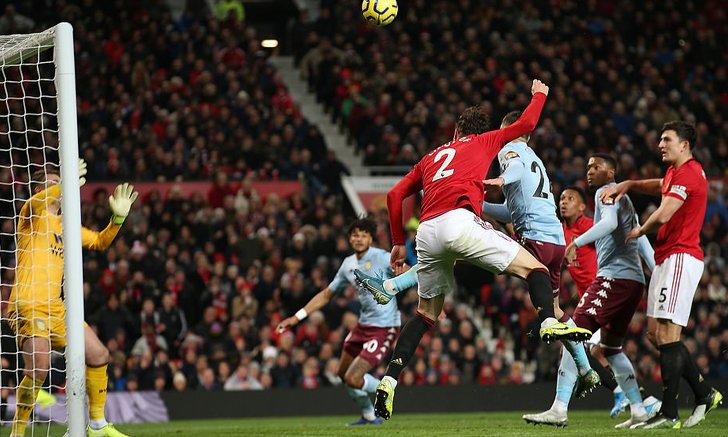 แฟนเซ็ง! ผีเจ๊าต่อเนื่อง โดนวิลล่า ไล่ตี 2-2 ศึกพรีเมียร์ลีก