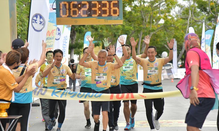 "Run Rayong" คึกคัก! "พิพัฒน์-ก้องศักด" นำนักวิ่งกว่าพันคนสร้างความเชื่อมั่นจังหวัดระยอง