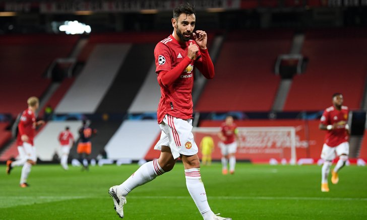 "บรูโน่" ยิงโคตรสวย! พา แมนฯ ยูฯ ถล่ม อิสตันบูลฯ 4-1 นำจ่าฝูง UCL