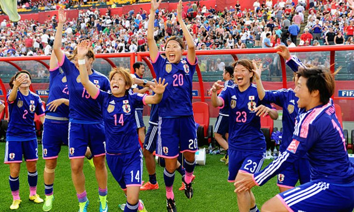 สาวอังกฤษยิงตัวเองทดเจ็บ! ญี่ปุ่นเฮง2-1 ทะลุป้องกันแชมป์บอลหญิงโลก