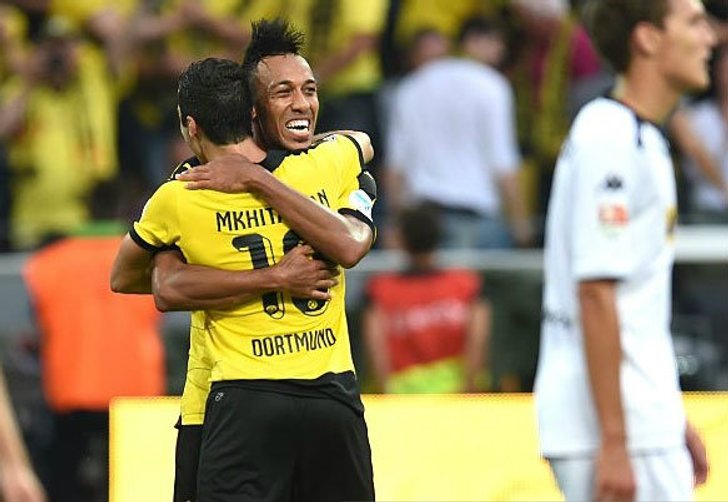 ประเดิมโหด! ดอร์ทมุนด์ไล่ถล่มกลัคบัคเละ4-0